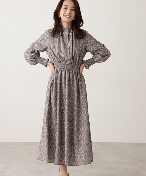 N.（N. Natural Beauty Basic）（エヌエヌナチュラルビューティーベーシック）の「スモールフラワープリントワンピース（ワンピース・レディース・ブルー系その他/ホワイト系その他/ベージュ系その他・MEDIUM）」の9枚目の写真