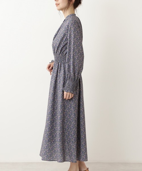 N.（N. Natural Beauty Basic）（エヌエヌナチュラルビューティーベーシック）の「スモールフラワープリントワンピース（ワンピース・レディース・ブルー系その他/ホワイト系その他/ベージュ系その他・MEDIUM）」の14枚目の写真