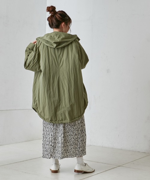 PUAL CE CIN（ピュアルセシン）の「【WEB限定】花柄プリントプリーツスカート（スカート・レディース・ホワイト/ブラック・FREE）」の6枚目の写真