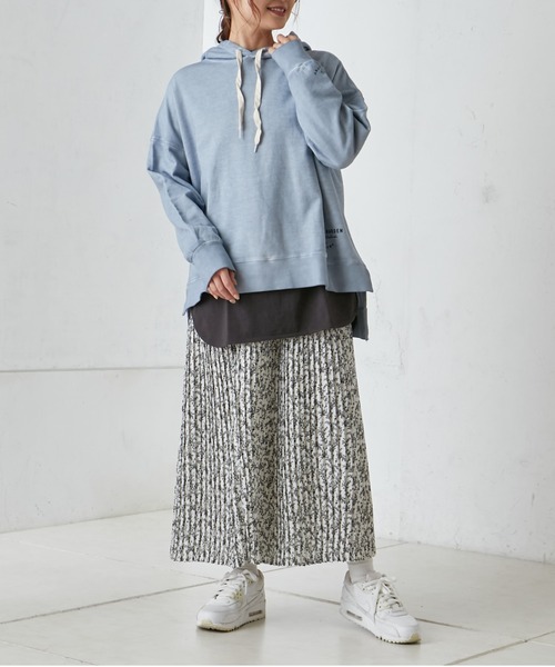 PUAL CE CIN（ピュアルセシン）の「【WEB限定】花柄プリントプリーツスカート（スカート・レディース・ホワイト/ブラック・FREE）」の9枚目の写真