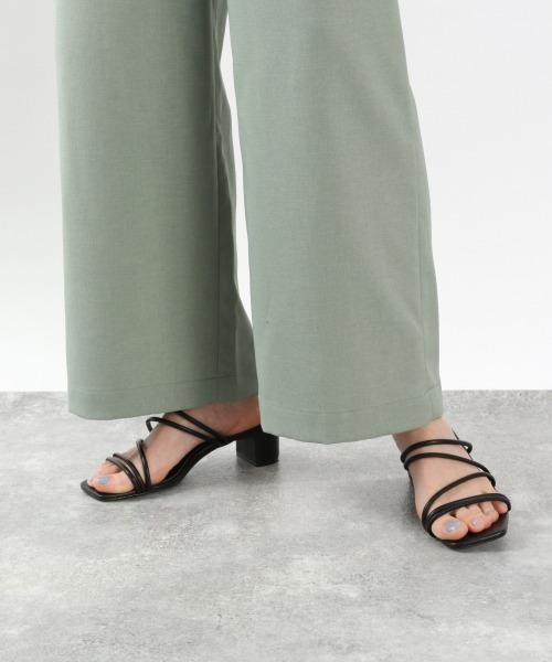 LOWRYS FARM（ローリーズファーム）の「キャミサロペット　932804（サロペット/オーバーオール・レディース・ブラック/ダークブラウン/グリーン/アイボリー・FREE）」の10枚目の写真