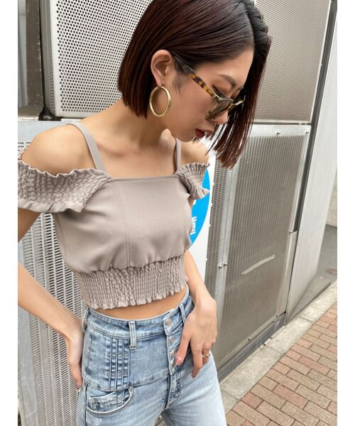 EMODA（エモダ）の「WIDE HOOPピアス（ピアス（両耳用）・レディース・シルバー/ゴールド・FREE）」の7枚目の写真