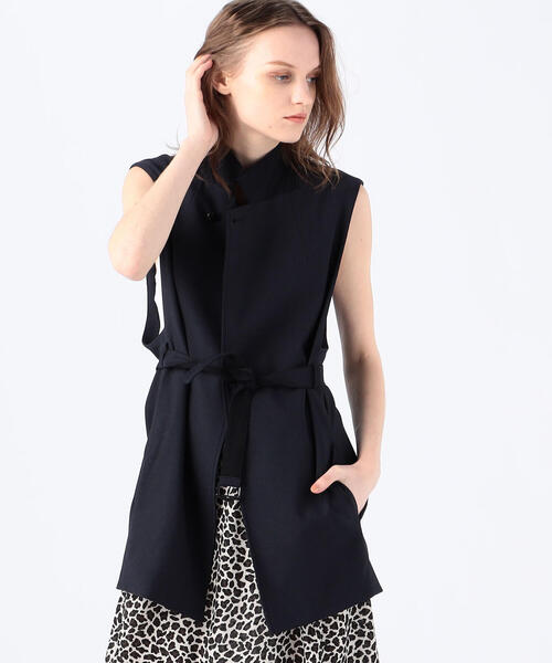 TOMORROWLAND (トゥモローランド)の「サマーオックス ベスト(ベスト・レディース・ライトベージュ/ネイビー・36)」の4枚目の写真