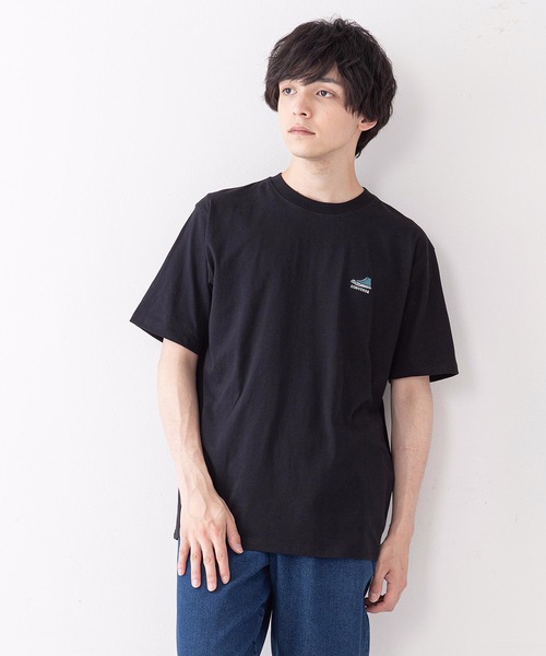 CONVERSE(コンバース)の「【CONVERSEコンバース】ミニシューズ柄 ワンポイント 刺繍 Tシャツ(Tシャツ/カットソー・メンズ・ブラック/ホワイト/ベージュ/サックスブルー/グリーン/ホワイト系その他・MEDIUM/LARGE/X-LARGE)」の1枚目の写真