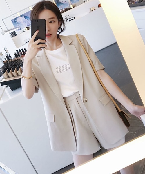 Girly Doll（ガーリードール）の「ジャケット・ショートパンツ2点セットアップ（セットアップ・レディース・ブラック/ベージュ・M/L）」の10枚目の写真