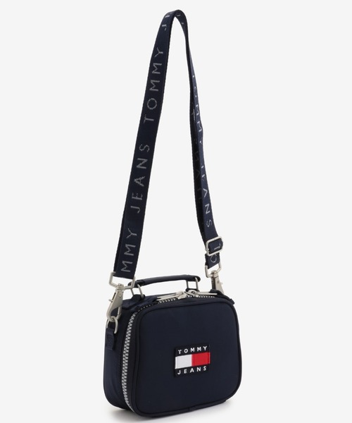 tommy jeans（トミー ジーンズ）の「ロゴバッジミニショルダーバッグ