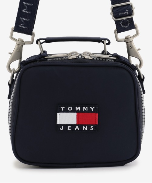 tommy jeans（トミー ジーンズ）の「ロゴバッジミニショルダーバッグ