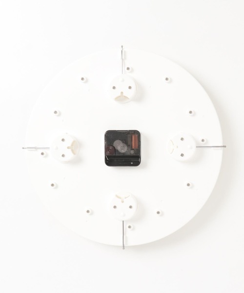 entre square（アントレスクエアー）の「ぷっくりとした文字盤が可愛い3Dクロック（掛け時計・レディース・ホワイト・ONE SIZE）」の14枚目の写真