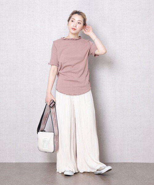 FREAK'S STORE（フリークスストア）の「▽【WEB限定】メローデザインボートネックTシャツ(メロートップス)（Tシャツ/カットソー・レディース・ブラック/ブラウン/ブルー/ナチュラル/ライトピンク・ﾌﾘ-）」の16枚目の写真