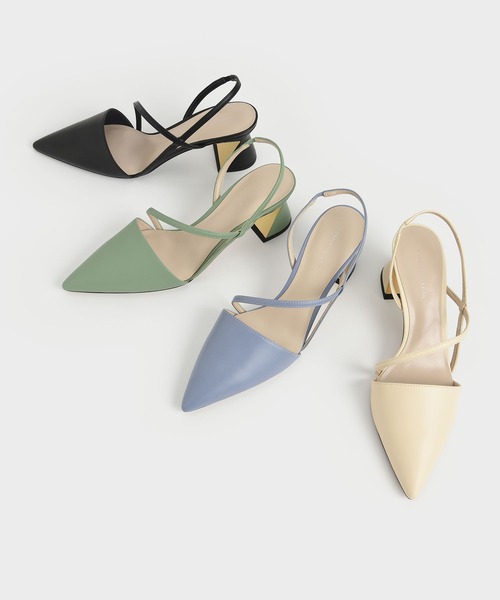 CHARLES & KEITH（チャールズ & キース）の「アシンメトリックストラップ ジオメトリックヒールパンプス / Asymmetric Strap Geometric Heel Pumps（パンプス・レディース・ブラック/オフホワイト・22.5cm/23cm/23.5cm/24.5cm/25cm/25.5cm）」の13枚目の写真