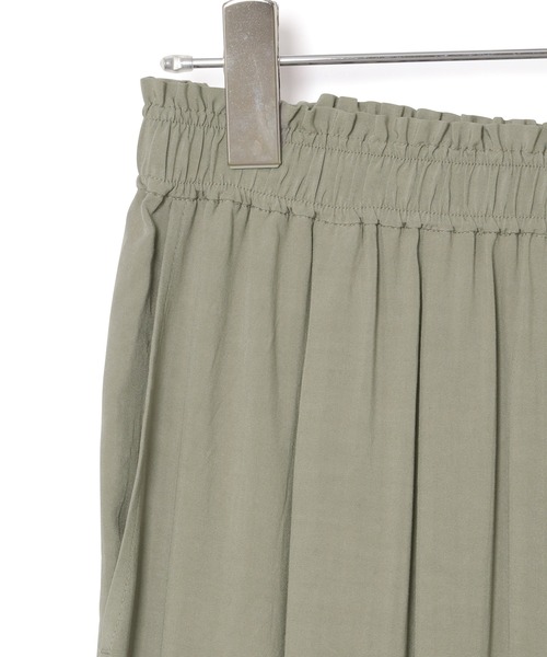 ADAM ET ROPE'(アダムエロペ)の「【セットアップ対応】イージーレーヨンパンツ(その他パンツ・レディース・グレー/ダークブラウン・FREE)」の4枚目の写真