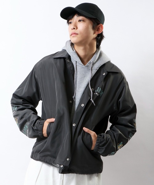 VISION STREET WEAR（ヴィジョンストリートウェア）の「【VISION STREET WEAR】袖刺繍ワイドコーチジャケット（ブルゾン・メンズ・グリーン/チャコールグレー/ブルー/マスタード・L/LL/M）」の13枚目の写真