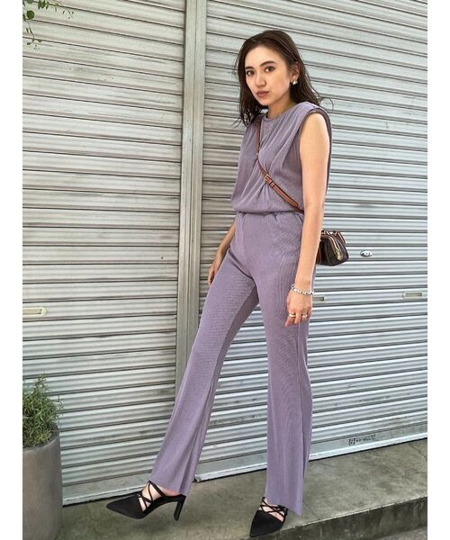 EVRIS（エヴリス）の「プリーツショルダーパットトップス【セットアップ着用可能】（Tシャツ/カットソー・レディース・ブラック/パープル/アイボリー・FREE）」の8枚目の写真