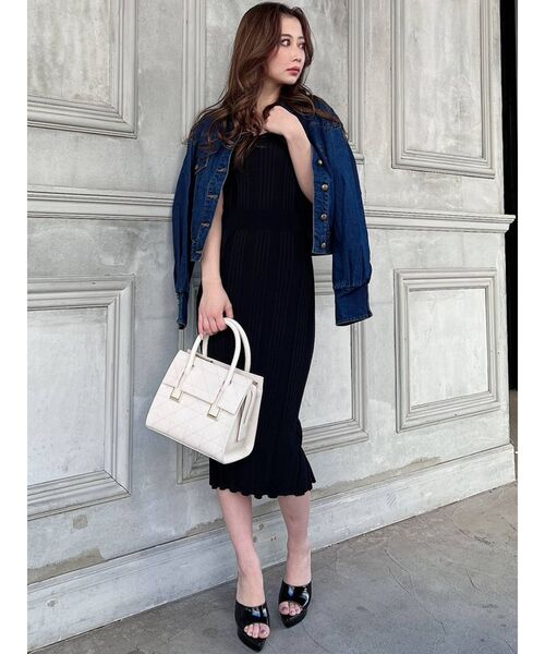 RESEXXY（リゼクシー）の「ボリュームスリーブクロップドGジャン（デニムジャケット・レディース・ピンク/インディゴブルー/ブラウン・FREE）」の11枚目の写真