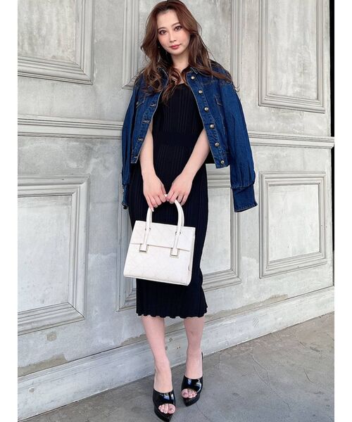 RESEXXY（リゼクシー）の「ボリュームスリーブクロップドGジャン（デニムジャケット・レディース・ピンク/インディゴブルー/ブラウン・FREE）」の15枚目の写真