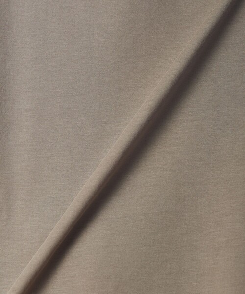 J.PRESS（ジェイプレス）の「【消臭機能付き】プレーティングジャージー ボリュームスリーブ カットソー（Tシャツ/カットソー・レディース・ブラウン系/アイボリー系/ネイビー系/ワイン系・T13/T15）」の16枚目の写真