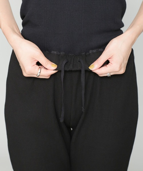 NANO universe（ナノユニバース）の「WEB限定/スリットリブパンツ（その他パンツ・レディース・ブラック/アイボリー/モカ・マルチサイズ）」の8枚目の写真