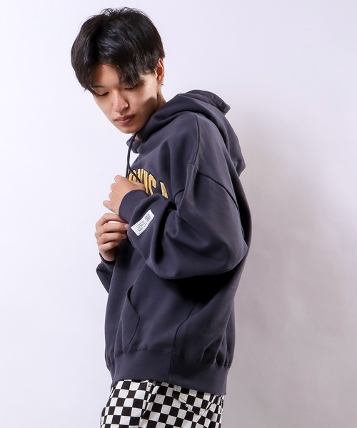 VISION STREET WEAR(ヴィジョンストリートウェア)の「VISION STREET WEAR ベロアワッペン裏毛フーディー(パーカー・レディース・チャコールグレー/パープル/マルチ/ワイン/キナリ・LL/M/L)」の14枚目の写真