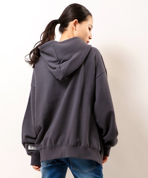 VISION STREET WEAR(ヴィジョンストリートウェア)の「VISION STREET WEAR ベロアワッペン裏毛フーディー(パーカー・レディース・チャコールグレー/パープル/マルチ/ワイン/キナリ・LL/M/L)」の6枚目の写真