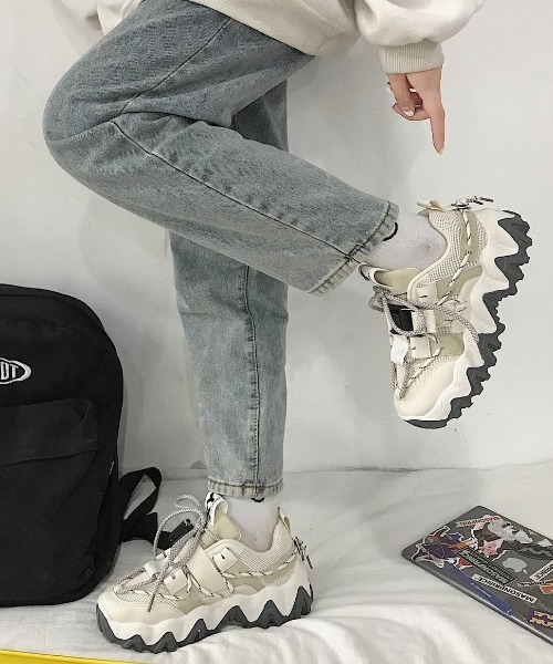 Shoes in Closet(シューズインクローゼット)の「厚底 ボリュームソール ダッドスニーカー 52(スニーカー・レディース・ブラック/ホワイト/グレー・M/LL/L/S)」の4枚目の写真