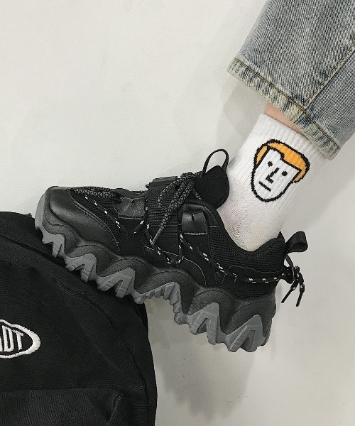 Shoes in Closet(シューズインクローゼット)の「厚底 ボリュームソール ダッドスニーカー 52(スニーカー・レディース・ブラック/ホワイト/グレー・M/LL/L/S)」の8枚目の写真