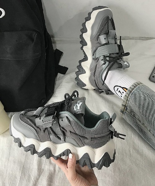 Shoes in Closet(シューズインクローゼット)の「厚底 ボリュームソール ダッドスニーカー 52(スニーカー・レディース・ブラック/ホワイト/グレー・M/LL/L/S)」の14枚目の写真
