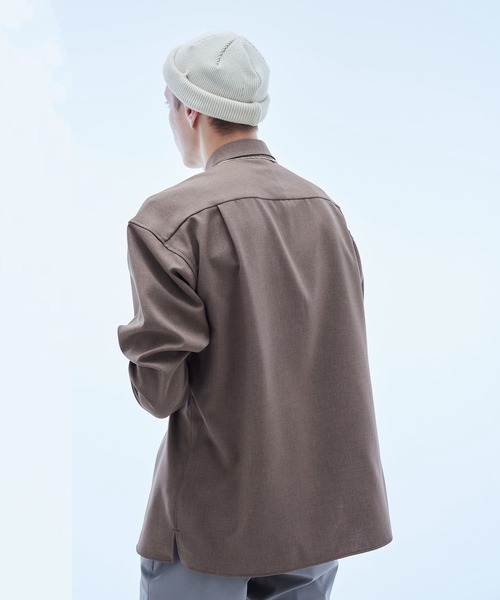 UNITED TOKYO(ユナイテッドトウキョウ)の「ボイルロングスリーブシャツ(シャツ/ブラウス・メンズ・グレイッシュベージュ/ブラウン/ブラック/アイボリー/オレンジ/ピンク/ダークブラウン・5/2/1/3)」の11枚目の写真