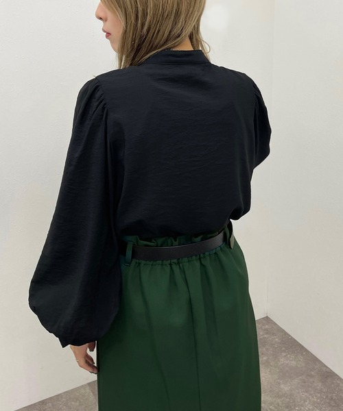 apres jour mignon（アプレジュールミニョン）の「袖ボリュームシャツ【ZOZOTOWN限定アイテム】（シャツ/ブラウス・レディース・ブラック/ブルー/オフホワイト・X-LARGE/フリー）」の17枚目の写真