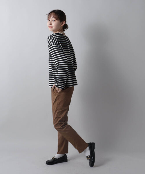 UNIVERSAL OVERALL（ユニバーサルオーバーオール）の「【UNIVERSAL OVERALL/ユニバーサルオーバーオール】OFFICER PANTS テーパードパンツ（チノパンツ・レディース・ブラック/ブラウン・SMALL/MEDIUM）」の19枚目の写真