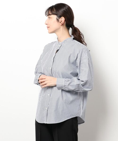 Lugnoncure（ルノンキュール）の「TCブロードフリル衿ブラウス（シャツ/ブラウス・レディース・ブラック/ネイビー/オフホワイト・ﾌﾘ-）」の3枚目の写真