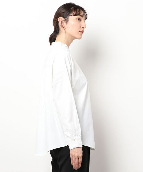 Lugnoncure（ルノンキュール）の「TCブロードフリル衿ブラウス（シャツ/ブラウス・レディース・ブラック/ネイビー/オフホワイト・ﾌﾘ-）」の5枚目の写真