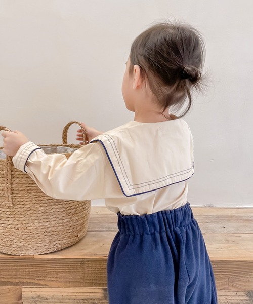 aimoha（アイモハ）の「【aimoha-KIDS-】【新作】子供服 かわいいセーラー服風ビッグカラーブラウス（シャツ/ブラウス・キッズ・ベージュ・80/90/100/110/120/130）」の2枚目の写真