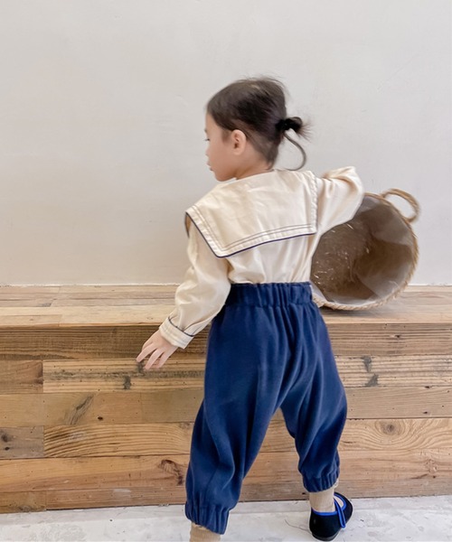 aimoha（アイモハ）の「【aimoha-KIDS-】【新作】子供服 かわいいセーラー服風ビッグカラーブラウス（シャツ/ブラウス・キッズ・ベージュ・80/90/100/110/120/130）」の7枚目の写真