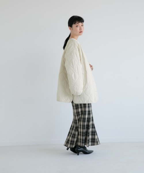 LOWRYS FARM（ローリーズファーム）の「キルティングブルゾン　959061（ブルゾン・レディース・ブラック/オレンジ/グリーン/アイボリー・FREE）」の5枚目の写真