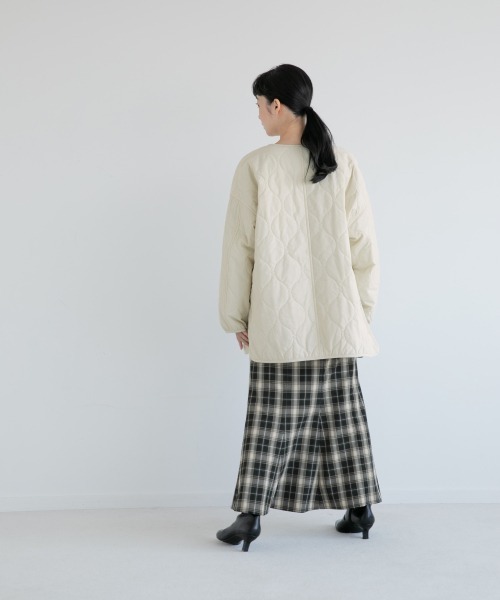 LOWRYS FARM（ローリーズファーム）の「キルティングブルゾン　959061（ブルゾン・レディース・ブラック/オレンジ/グリーン/アイボリー・FREE）」の14枚目の写真