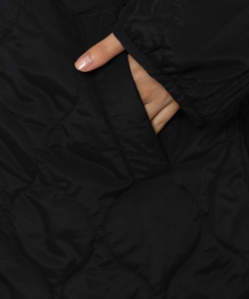 LOWRYS FARM（ローリーズファーム）の「キルティングブルゾン　959061（ブルゾン・レディース・ブラック/オレンジ/グリーン/アイボリー・FREE）」の7枚目の写真