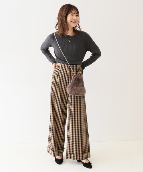 SLOBE IENA(スローブイエナ)の「ウォッシャブルクルーネックプルオーバー【手洗い可能】◆(ニット/セーター・レディース・チャコールグレー/ベージュ/サックスブルー・FREE)」の19枚目の写真