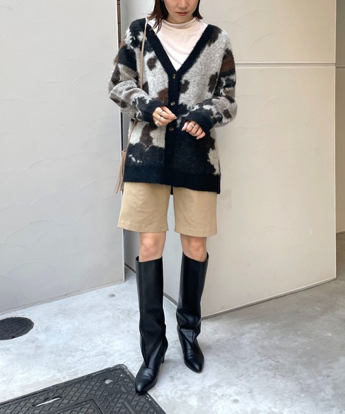 CAPRICIEUX LE'MAGE（カプリシューレマージュ）の「アニマルモヘヤカーディガン（カーディガン/ボレロ・レディース・ブラック/ベージュ・FREE）」の5枚目の写真
