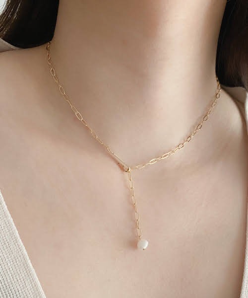 tone（トーン）の「【ECRu.】バロック 淡水パール&チェーンネックレス（ネックレス・レディース・シルバー/ゴールド・FREE）」の2枚目の写真