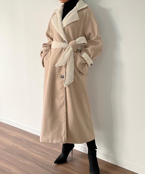 JUNOAH（ジュノア）の「袖ベルトボアロングコート（チェスターコート