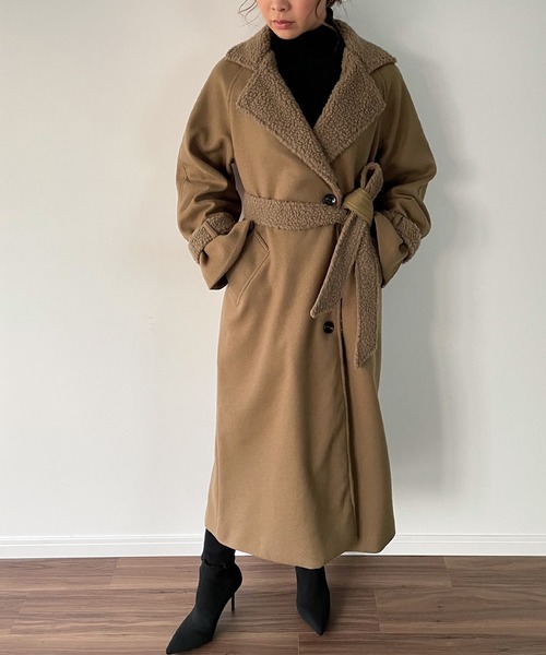 junoah(ジュノア)の「袖ベルトボアロングコート(チェスターコート・レディース・ブラック/ダークグレー/クリーム/ピンクベージュ/ダークベージュ・MEDIUM/LARGE/X-LARGE)」の6枚目の写真