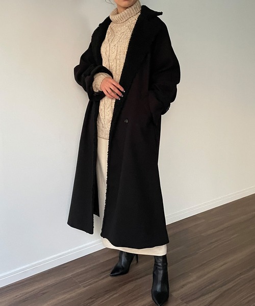 junoah(ジュノア)の「袖ベルトボアロングコート(チェスターコート・レディース・ブラック/ダークグレー/クリーム/ピンクベージュ/ダークベージュ・MEDIUM/LARGE/X-LARGE)」の10枚目の写真
