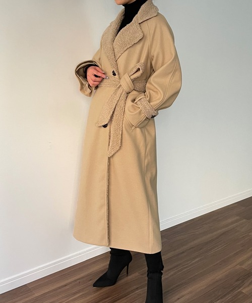 JUNOAH（ジュノア）の「袖ベルトボアロングコート（チェスターコート