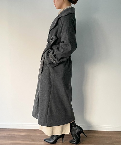 junoah(ジュノア)の「袖ベルトボアロングコート(チェスターコート・レディース・ブラック/ダークグレー/クリーム/ピンクベージュ/ダークベージュ・MEDIUM/LARGE/X-LARGE)」の21枚目の写真