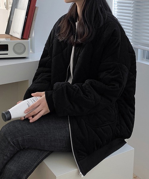 SMILE ORCHID(スマイルオーキッド)の「コーデュロイ素材キルティングジャケット(ダウンジャケット/コート・レディース・ブラック/ベージュ・FREE)」の3枚目の写真