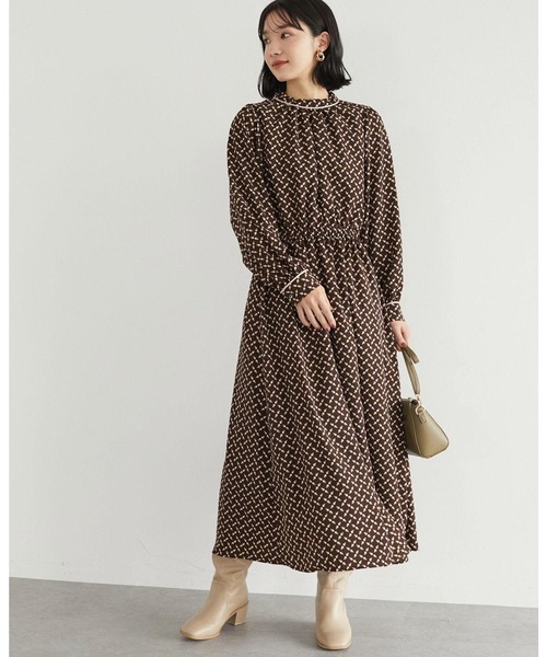 ELENCARE DUE(エレンカーレデュエ)の「・ELENCARE DUE キカガクptハイネックワンピ*(ワンピース・レディース・ブラック/ブラウン/グリーン・FREE)」の3枚目の写真