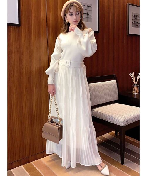 RESEXXY（リゼクシー）の「マジョリカプリーツニットワンピース（ワンピース・レディース・ブラック/アイボリー/モカ・FREE）」の6枚目の写真