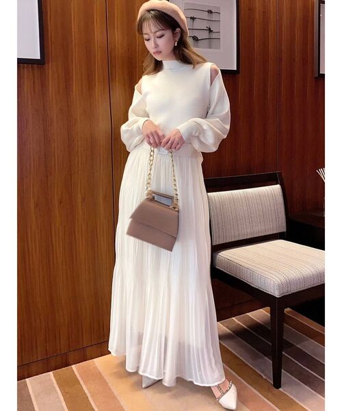 RESEXXY（リゼクシー）の「マジョリカプリーツニットワンピース（ワンピース・レディース・ブラック/アイボリー/モカ・FREE）」の9枚目の写真