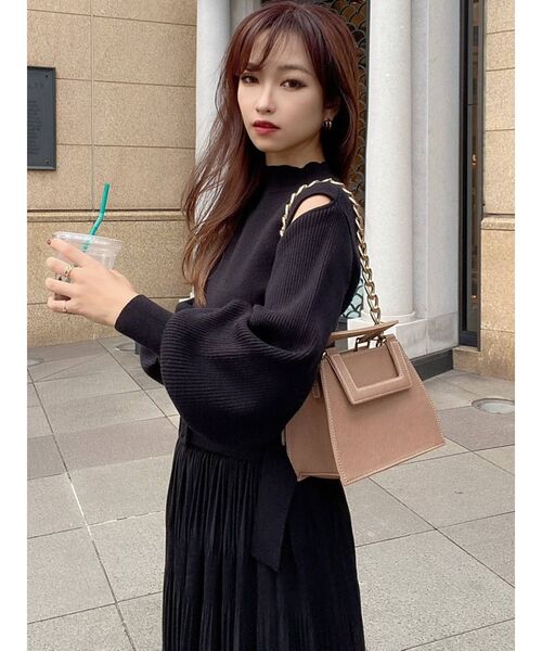 RESEXXY（リゼクシー）の「マジョリカプリーツニットワンピース（ワンピース・レディース・ブラック/アイボリー/モカ・FREE）」の16枚目の写真