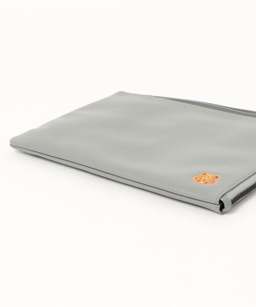 KENZO(ケンゾー)の「ラージレザークラッチバッグ Tiger Crest(クラッチバッグ・メンズ・グレー系その他・ONE SIZE)」の5枚目の写真